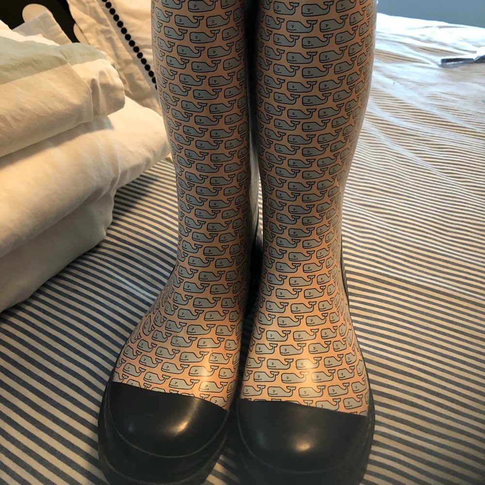 Vineyard Vines rain boots